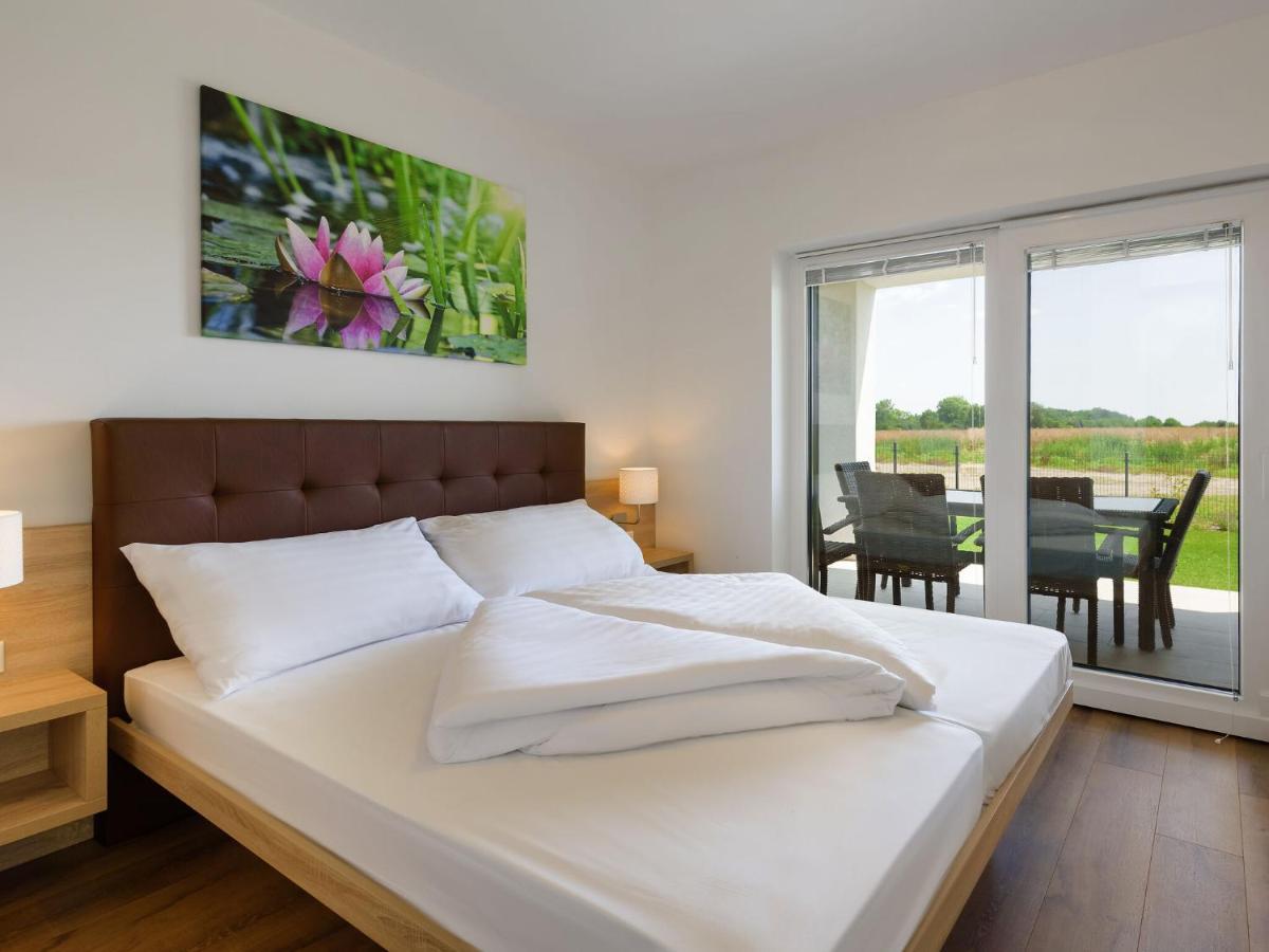 Apartment With Pool, Roof Terrace, Garden Zsira Exterior foto